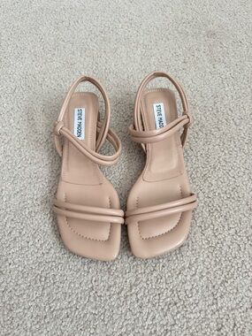 Steve Madden Hattie Sandal
